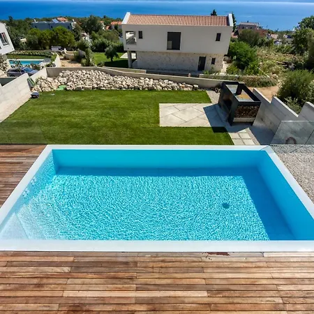 Unua - Sea View